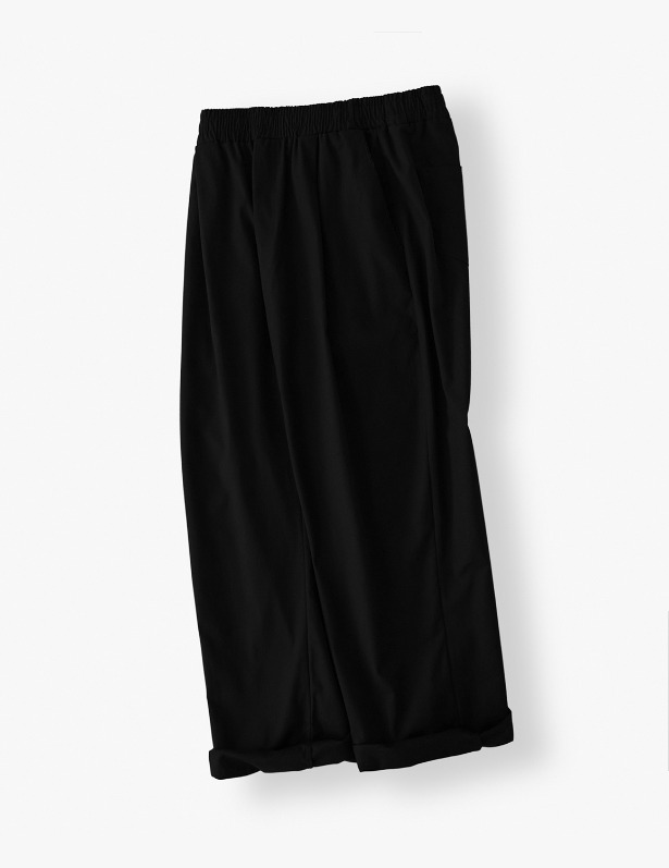 Classic Tapered Wide One Tuck Linen Pants_Black